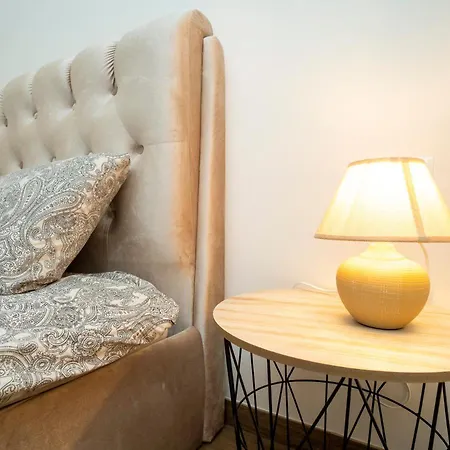 Downhill With A Private Terrace Apartment *