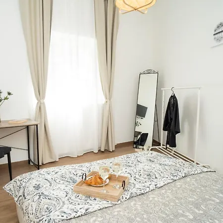 Downhill With A Private Terrace Apartment