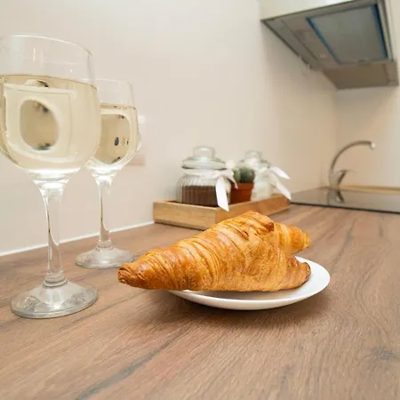 Downhill With A Private Terrace 아파트 *
