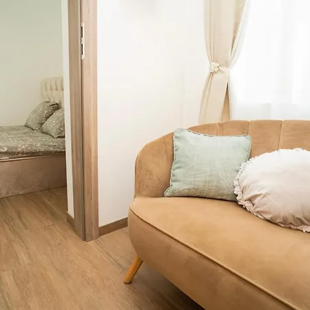 Apartment Downhill With A Private Terrace Kaunas